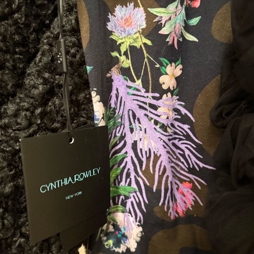 MUTIPLE ITEM — CYNTHIA ROWLEY CAPSULE - Picture 4 of 7